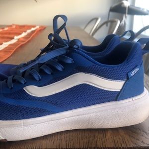 Vans Ultra Range shoes